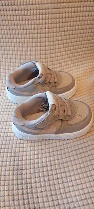 Детски маратонки Nike Force 1