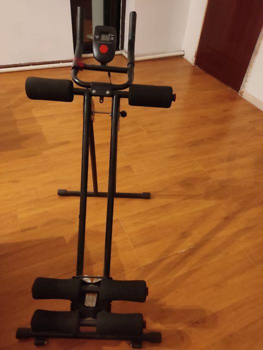 Тренажёр для пресса и ягодиц