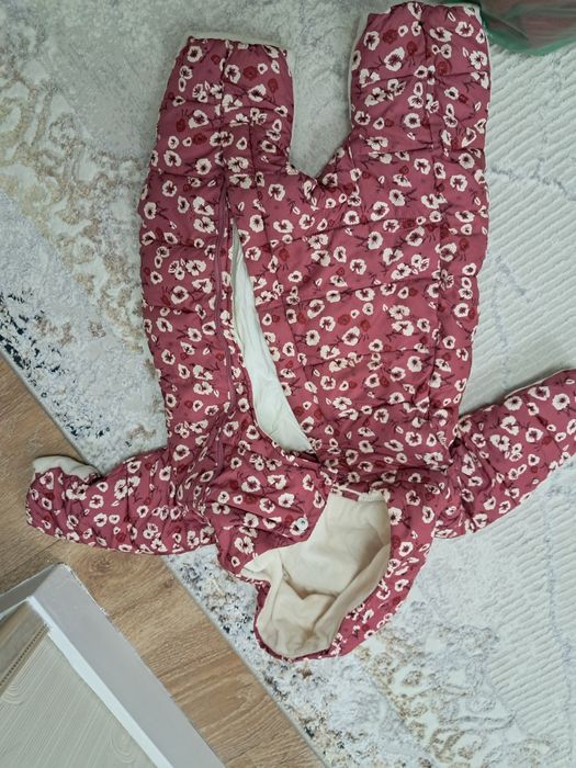 Отдам даром. Детские комбизоны