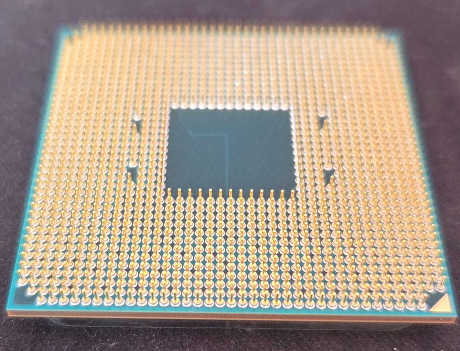CPU: AMD Ryzen 7 5700 - в Гаранция до 2028