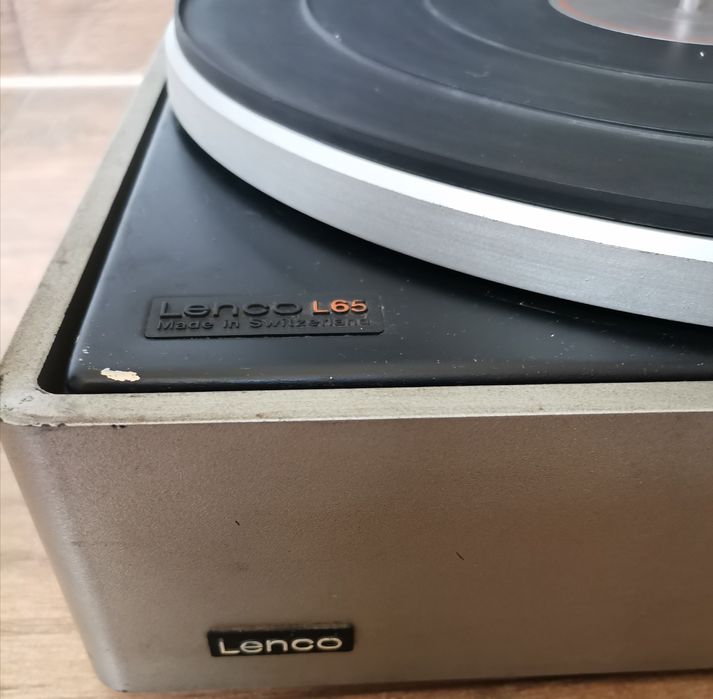 Pick-up Lenco L65 Made în Elveția, nu știu dacă mai funcționează