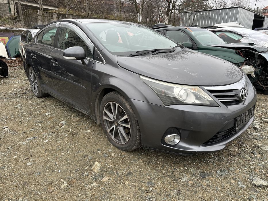 Тойота Авенсис Toyota Avensis 2.0d4d 124 кс 2012г НА ЧАСТИ!
