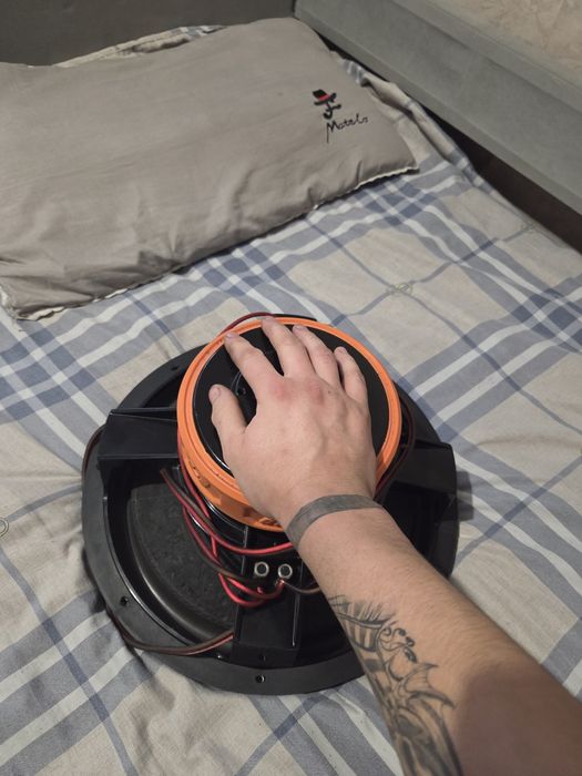 Продам динамик 15