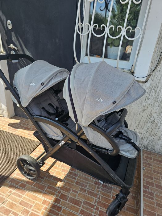 Коляска прогулочная Joie