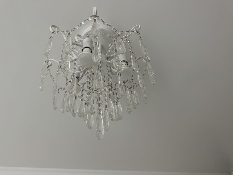 Срочно люстра сатылады