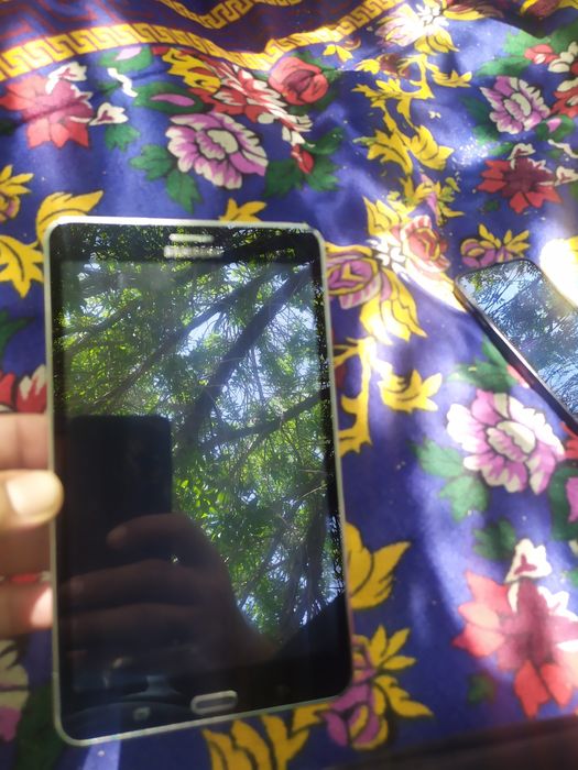 Планшет Samsung galaxy Tab SM-T231 сотилади