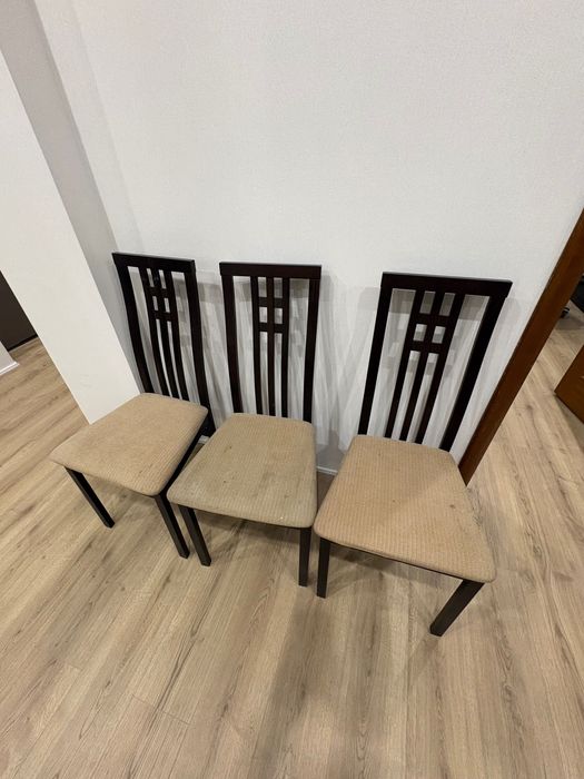 Продам стол и 3 стула