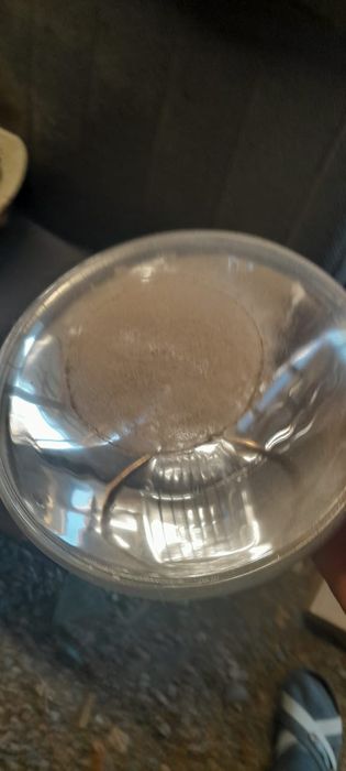 Лампа есть 3 штук