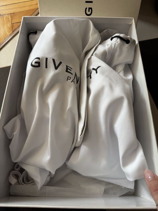 Givenchy маратонки / кецове