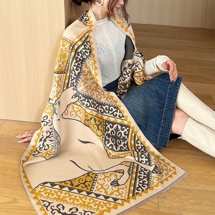 Женский платок тёплый