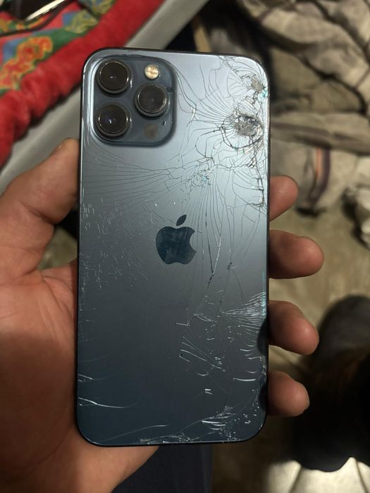 IPhone 12 pro maks 256гб