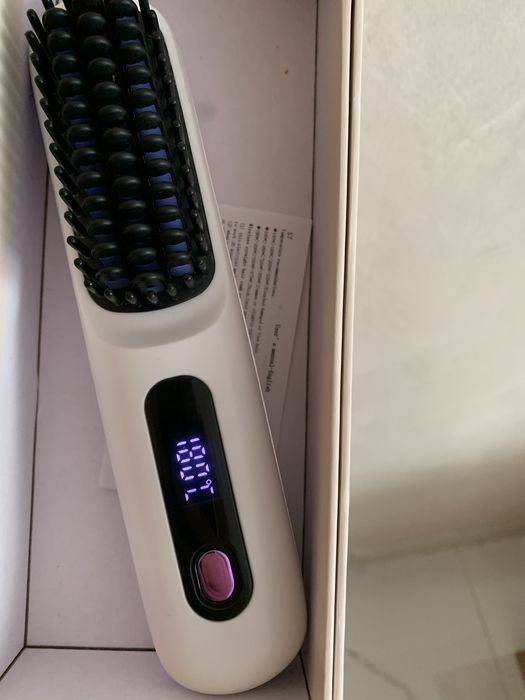 Perie de indreptat parul