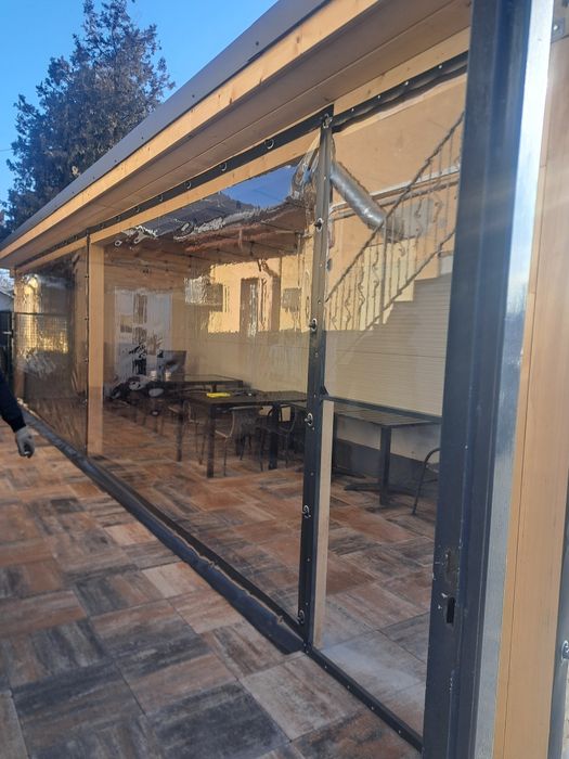 Inchidem Terase, Foisoare, Constructi Metalive, cu Folie Transparenta