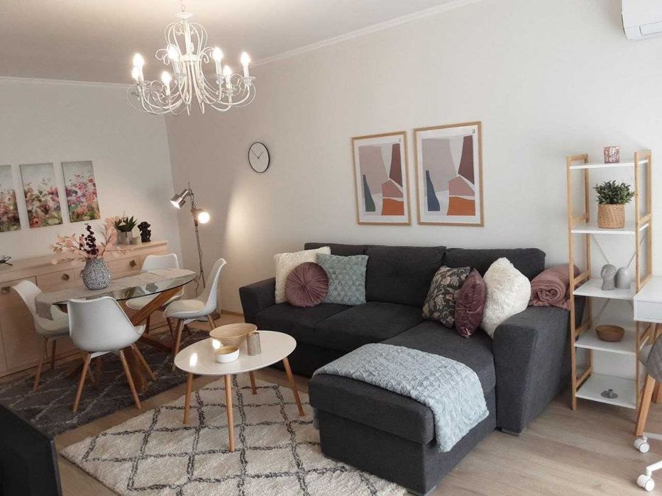 Двустаен апартамент във Въстанически