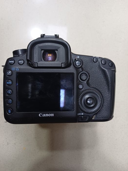 Фотоаппарат кенон Марк3 сотилади