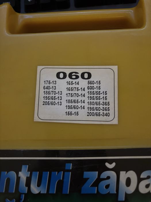 Set lanțuri zăpadă scariță. Nou Nefolosit.