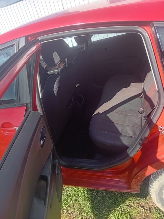 Vând seat Leon impecabil!