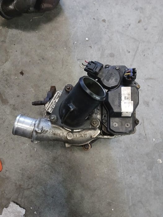 Turbina Toyota yaris-auriS 1.4D 66KW 90 CP