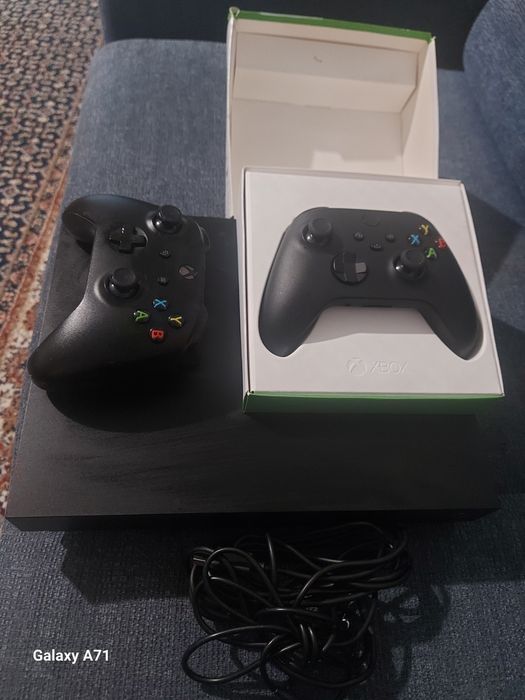 Vand Xbox One X IMPECABIL!