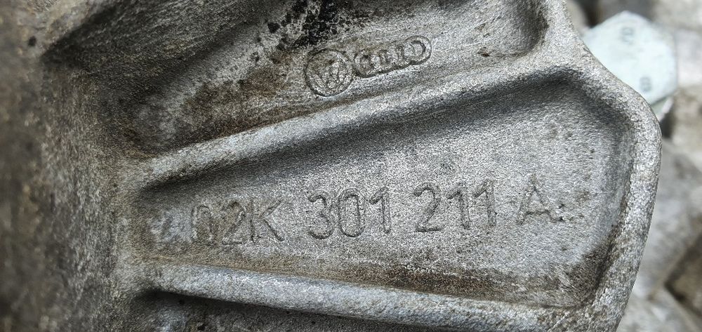 Cutie viteze Golf 4/Octavia 1/Seat 1.4 benzină 02K301107J 5+1 Trepte