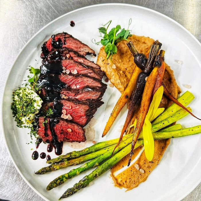 Кетъринг услуги за сватба, юбилей, коктейл, кафе-пауза, рожден ден