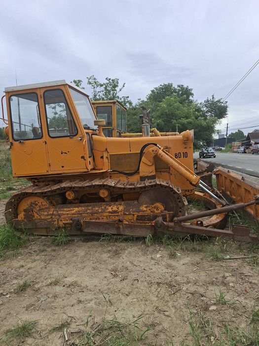3 Buldozere Fiat si Caterpillar