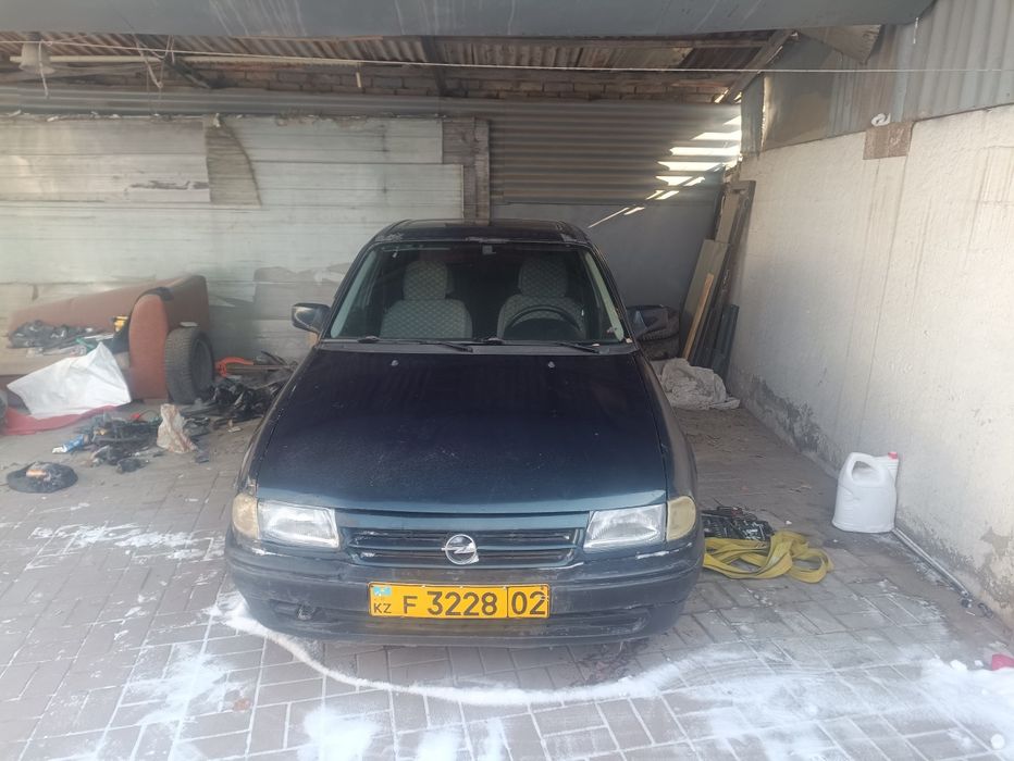 Машина на продажу