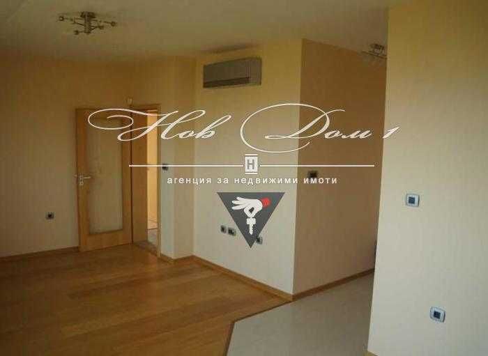 Продава се Тристаен апартамент в Варна, Галата - 158 кв.м за 1254 €/кв.м - Снимка #3