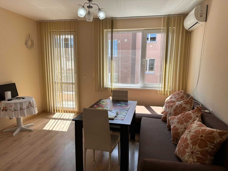 Дава се под наем Двустаен апартамент в Варна, Виница - 65 кв.м за 382.5 € - Снимка #1