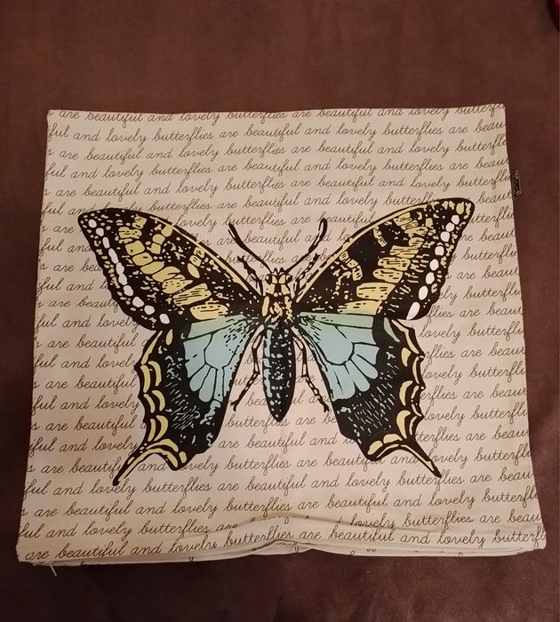 Покривка за маса, калъфки за възглавници