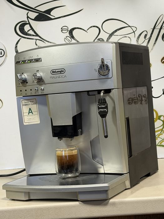 Кафемашина кафе автомат delonghi magnifica с гаранция