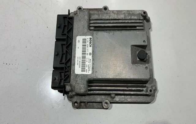 Calculator motor ECU 237102265r 0281030577 2.3Dci Renault Master 3 [2
