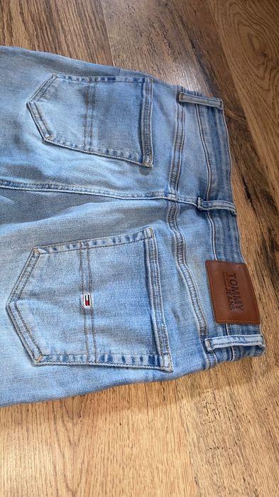 Blugi Tommy Jeans Noi