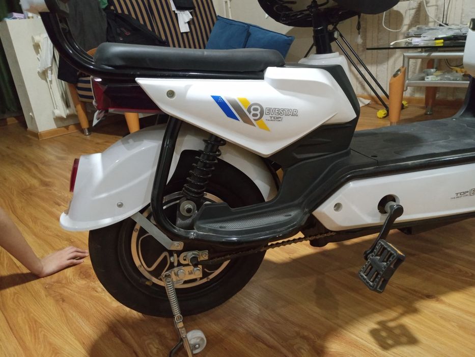 Э.Скутер, эилонг окинг , безота кманг просто так!