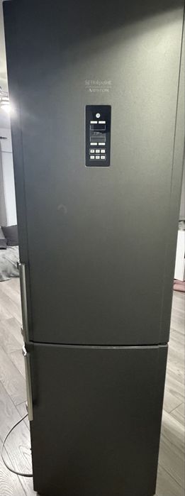 Combină frigorifică Hotpoint-Ariston EBGH 20243 F – No Frost – Display electronic – 200 cm