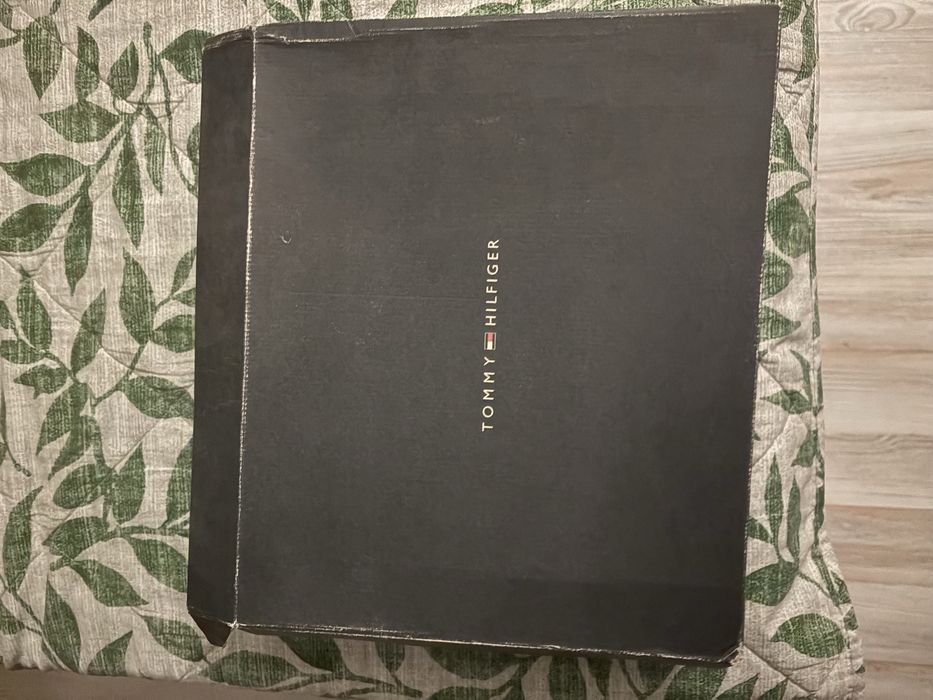 Босоножки tommy hilfiger 40-41 размер