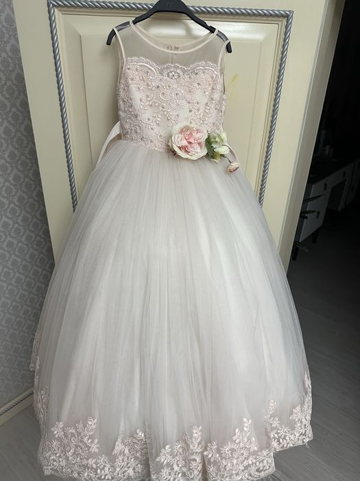 Платье на выпускной