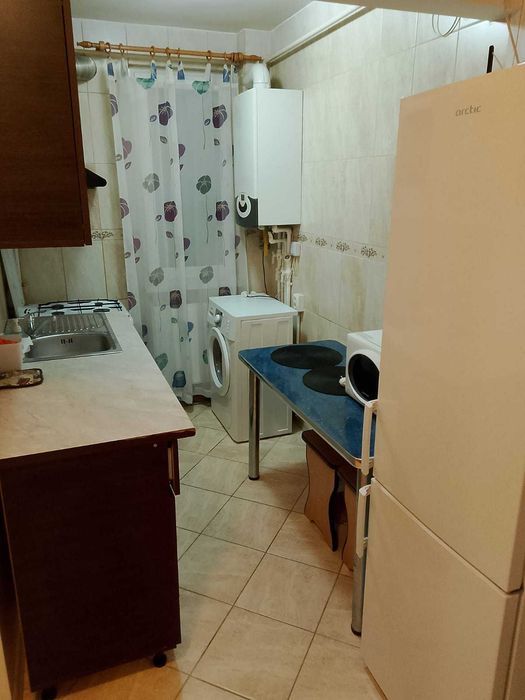 Inchiriez apartament 2 camere 1550 LEI