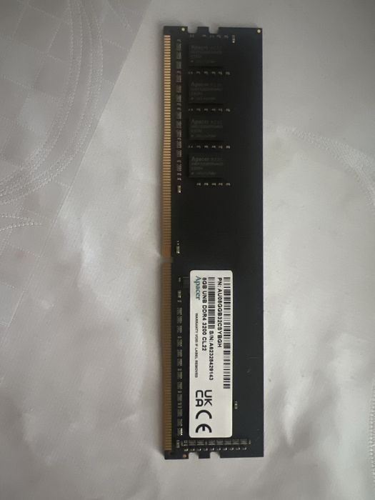 Оперативка 8гб DDR4 Apacer 3200