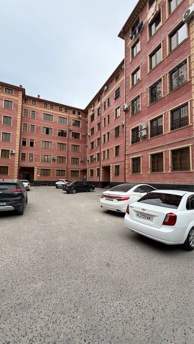 Продается 3 ком. Квартира площадью 87 кв.м. По ул. Гагарина