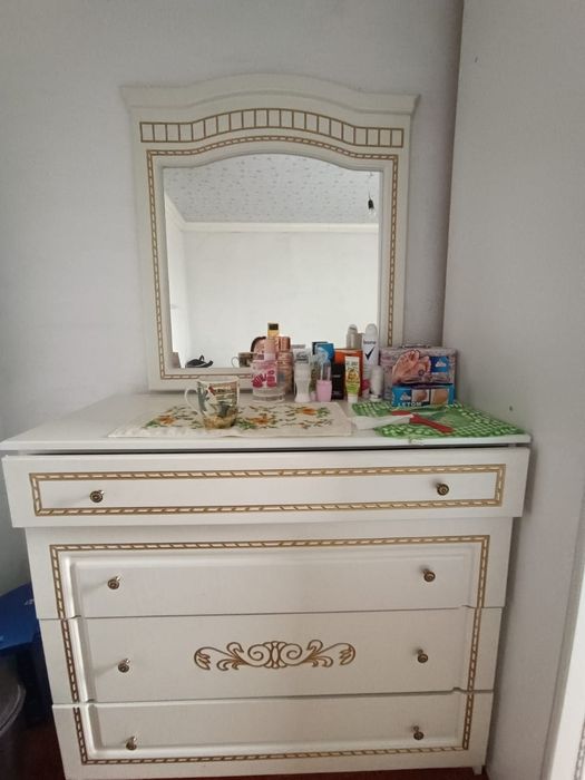 Спальный гарнитур