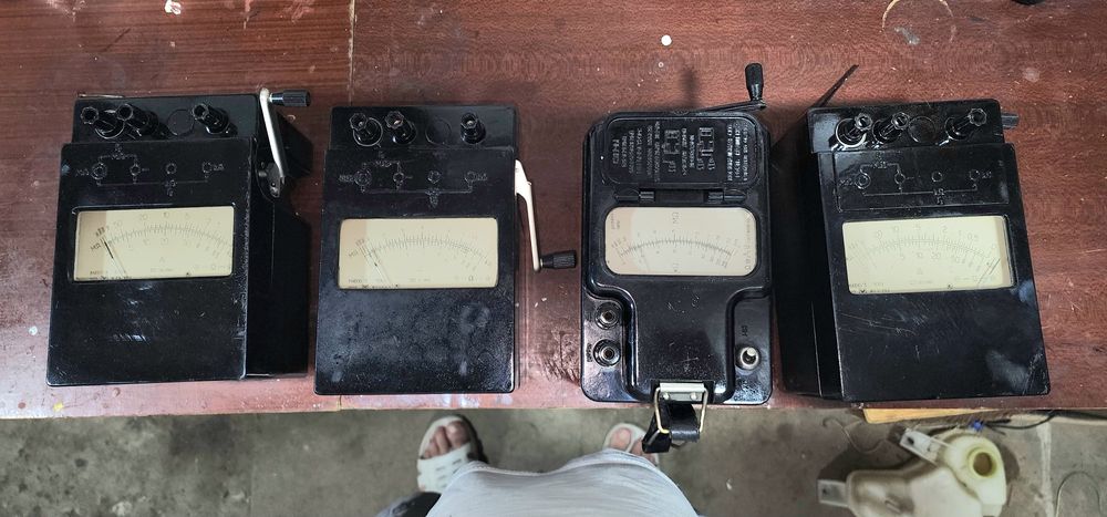 Мегоомметр 4 дона