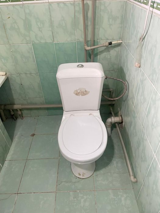 Продается унитаз