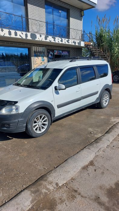 Лада Ларгус Кросс 2019 г.