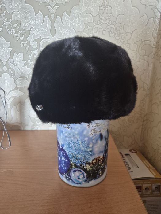 Продам ноковый берет женский