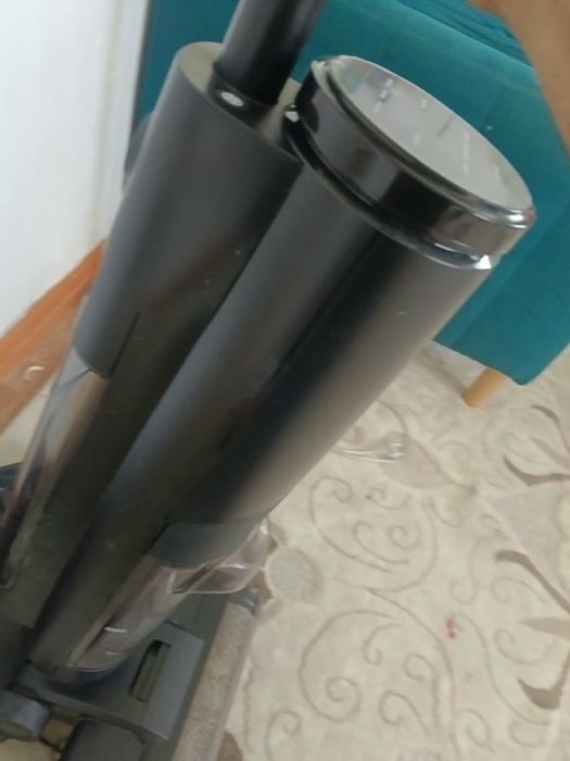 Продам новый моющий пылесос MU 27V
