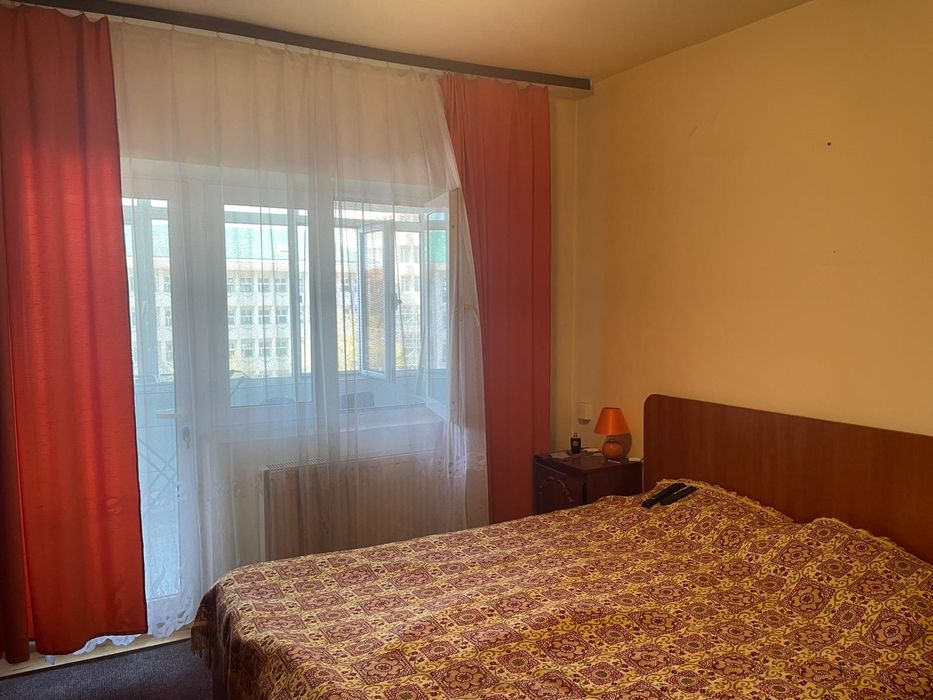 Vand apartament 4 camere ultracentral Targoviste
