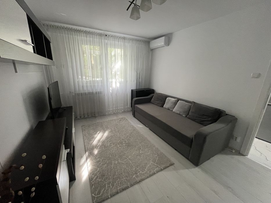 Inchiriez apartament 2 camere