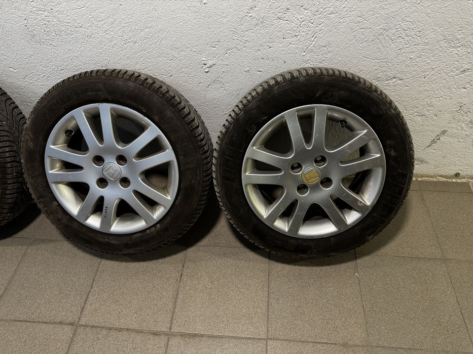 Джанти за хонда 15” 4х100 с гуми 185/60/15 дот 22