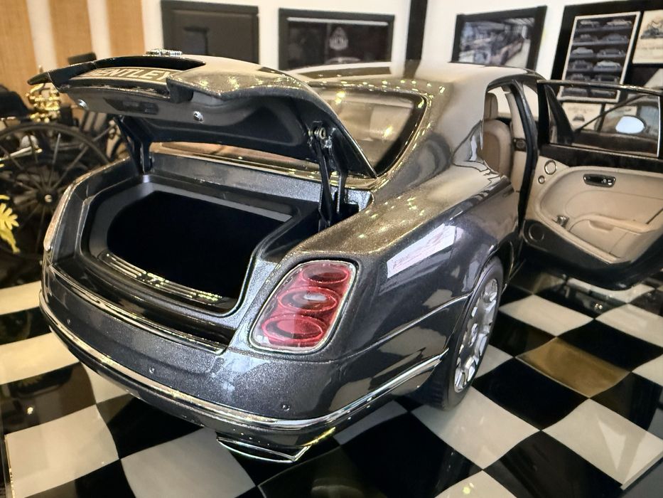 Bentley Mulsanne 1:18